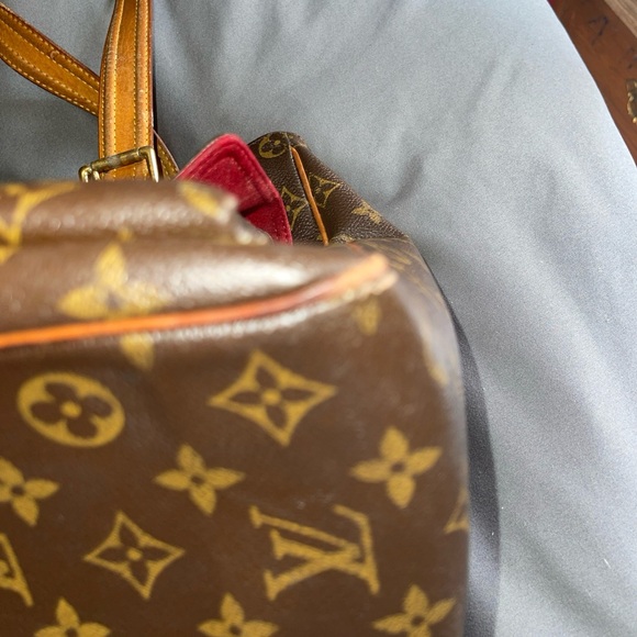 Louis Vuitton Multipi Cite shoulder bag Authentic - Picture 13 of 16